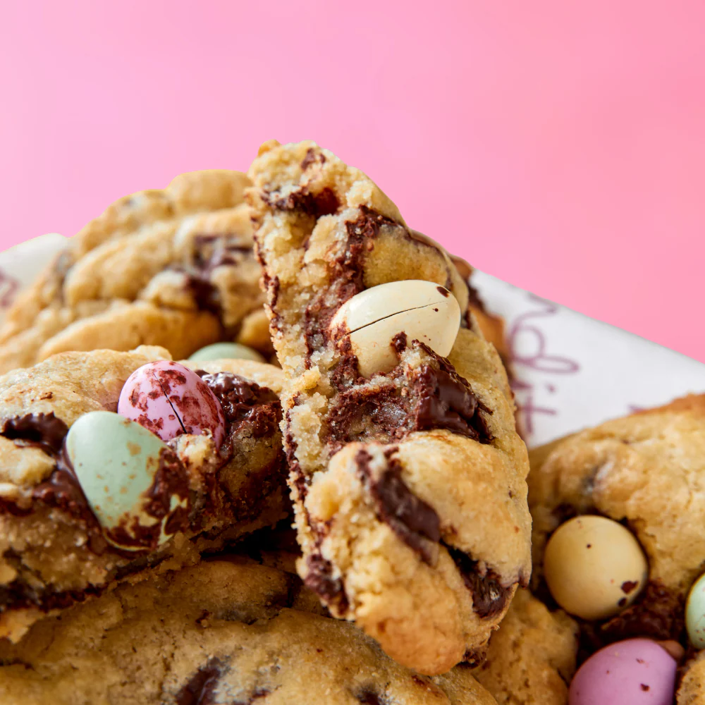 Easter Chunky Chocolate Chip Cookies - Image 4