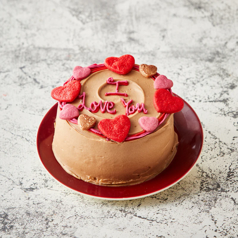 Hearts Border Cake - Image 4