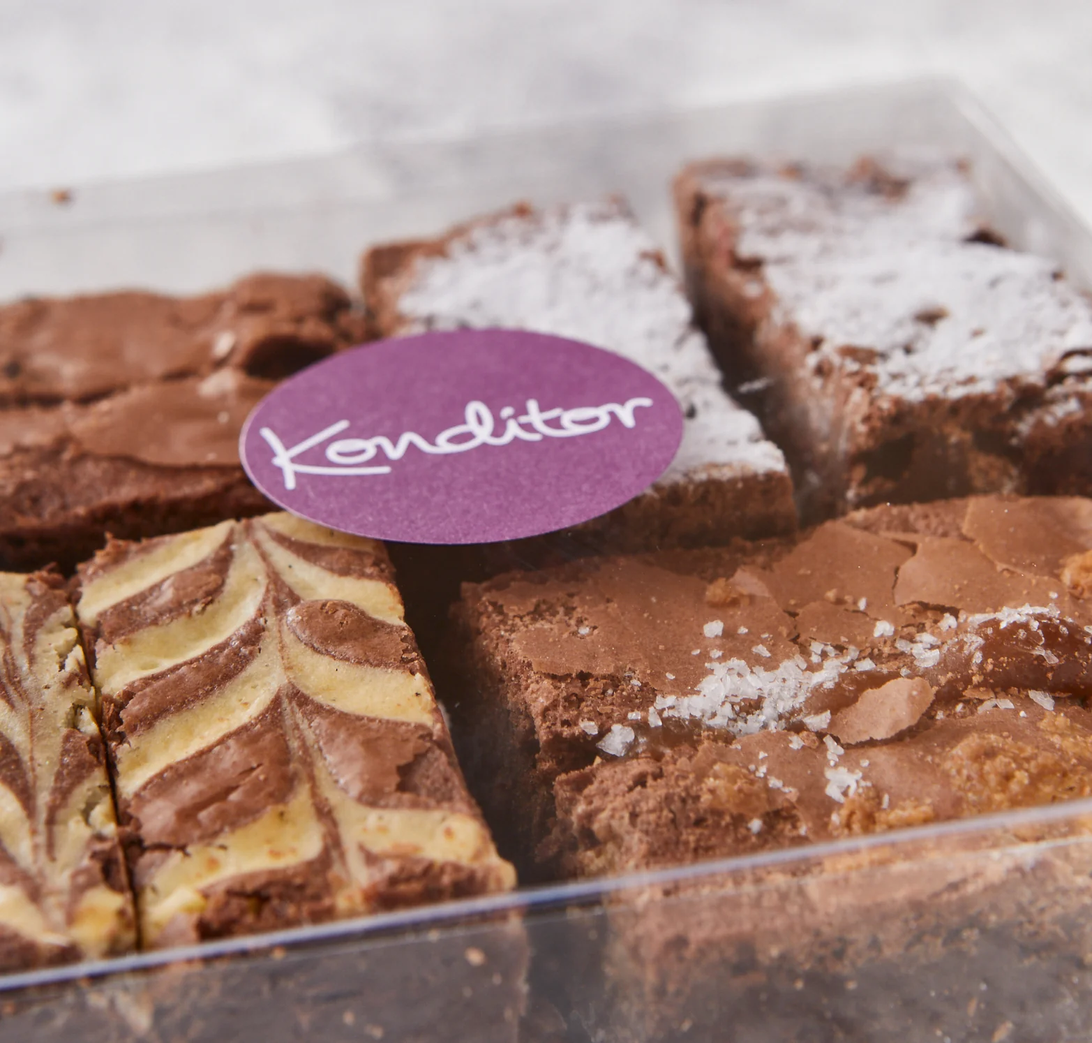 Treat Time Brownie Box of 8 - Image 3